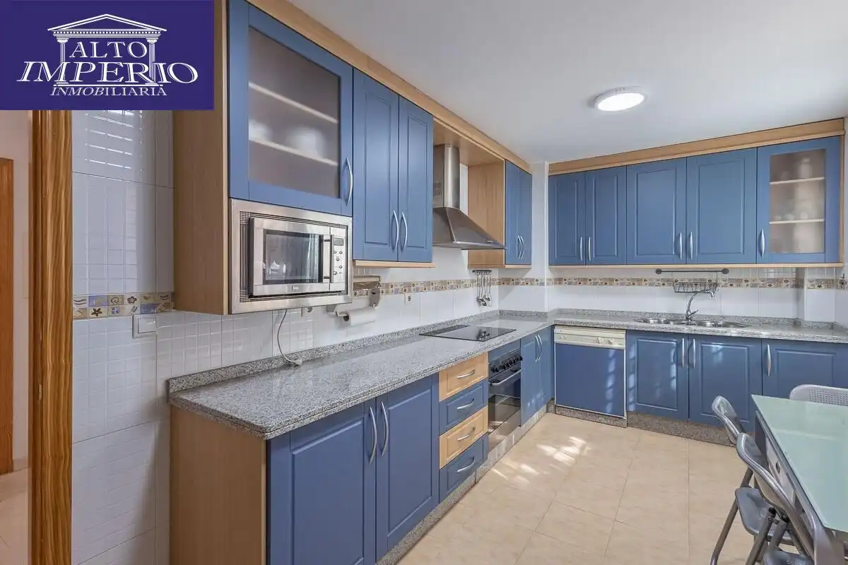 House with terrace for sale in Calle LIMA, imagen 14