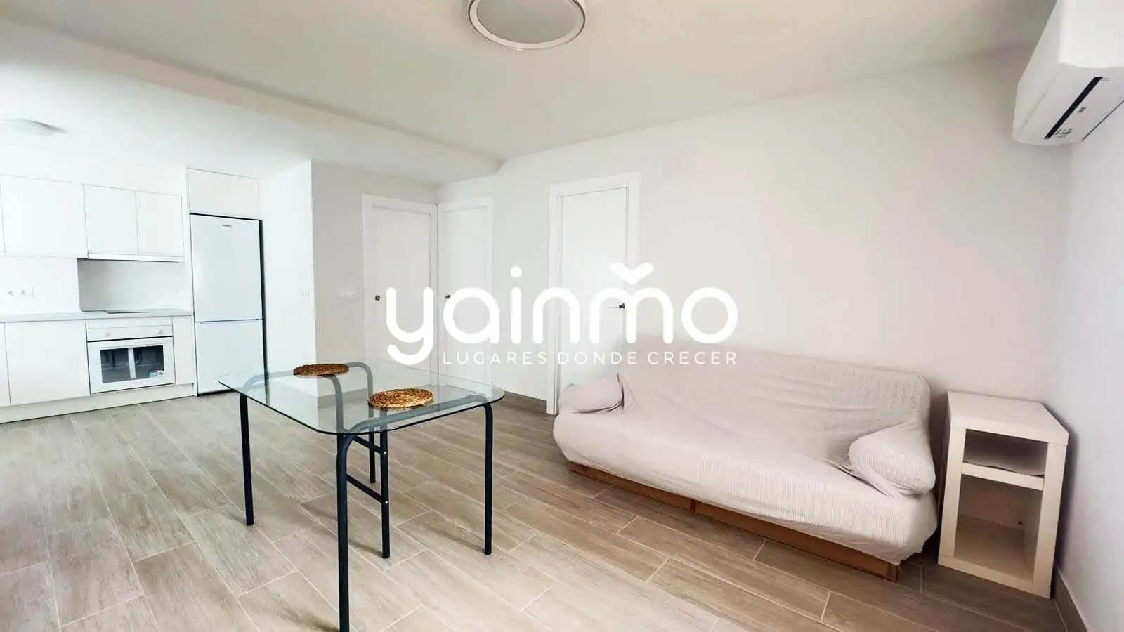 Exterior view of Flat for rent in Jaén  with Furnished and Balcony