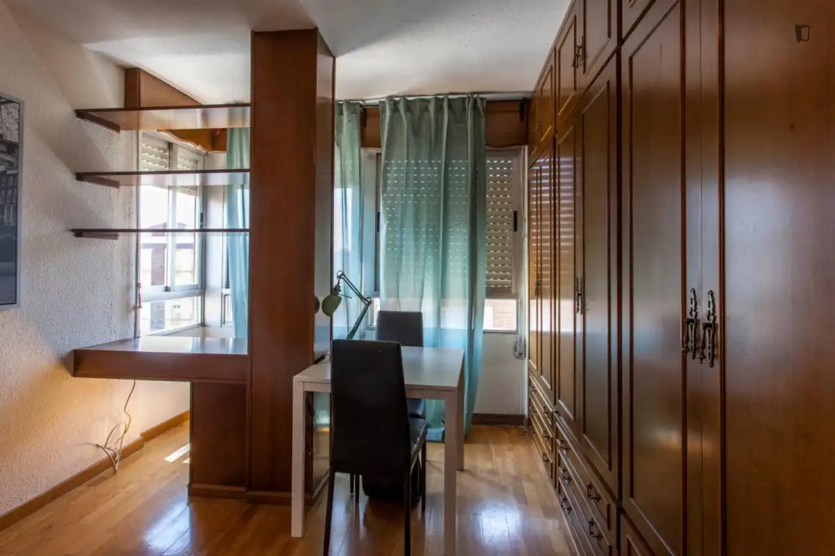 Habitación en Barrio de Campanar