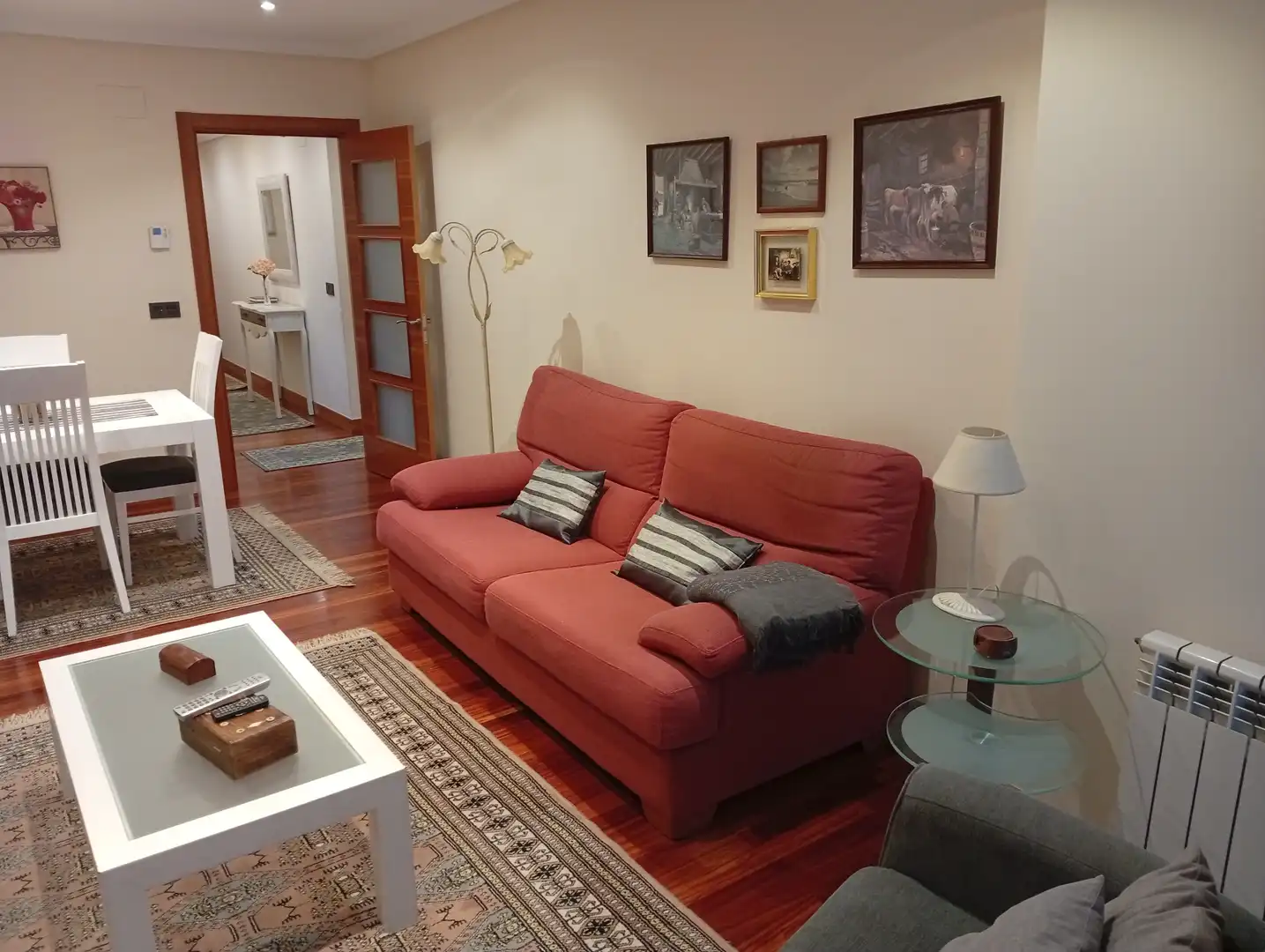 Sala de estar de Piso en venta en Portugalete con Calefacción, Trastero y Amueblado