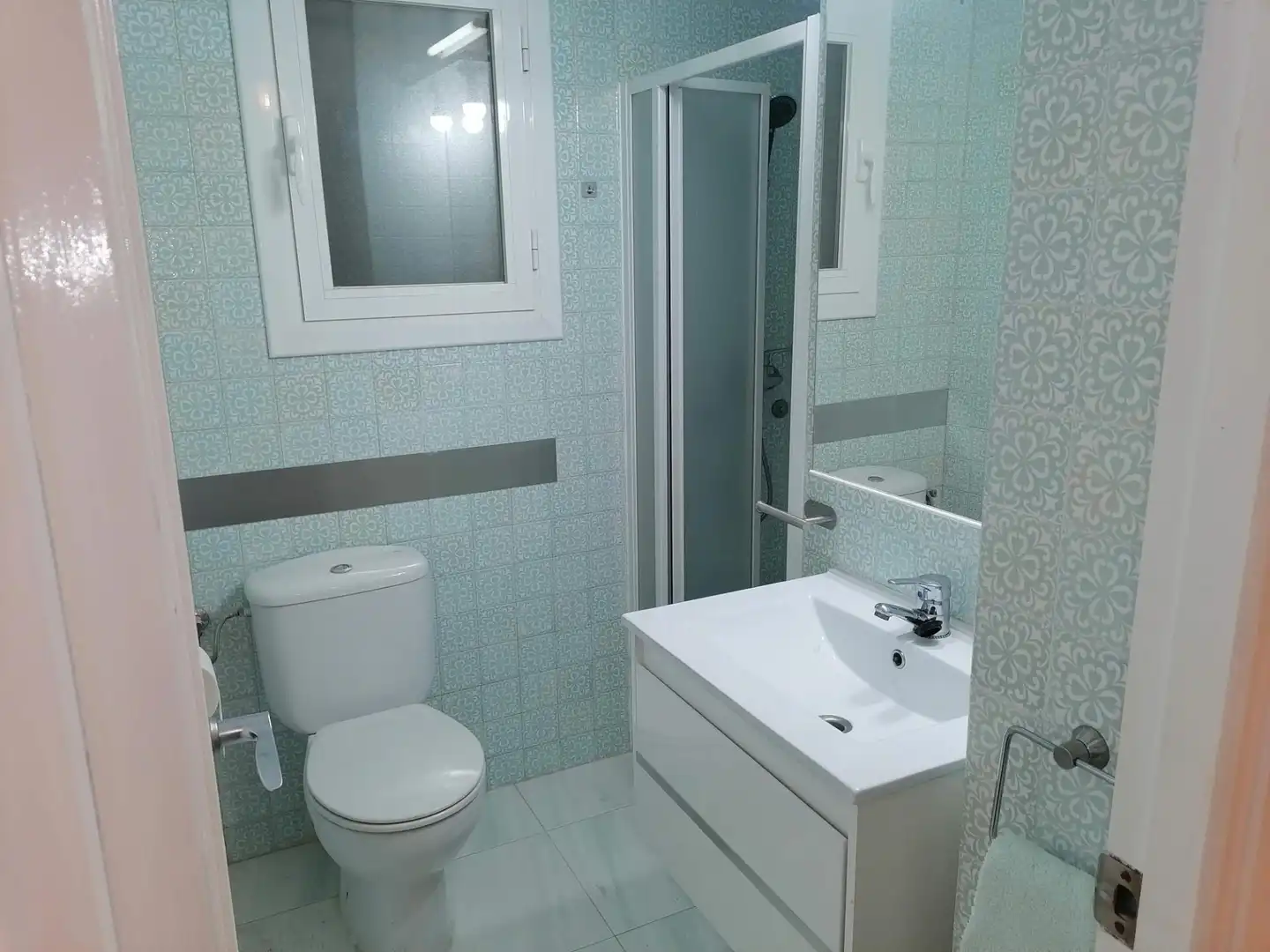 Baño de Apartamento de alquiler en  Palma de Mallorca con Aire acondicionado, Amueblado y Balcón
