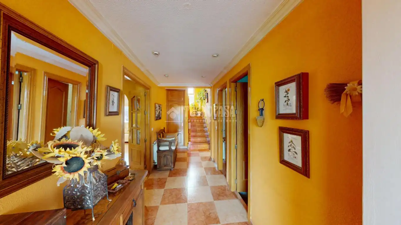 Wohnung zum Verkauf in El Casar mit Schwimmbad