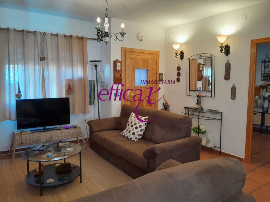Living room of House or chalet for sale in Carriches  with Air Conditioner and Heating