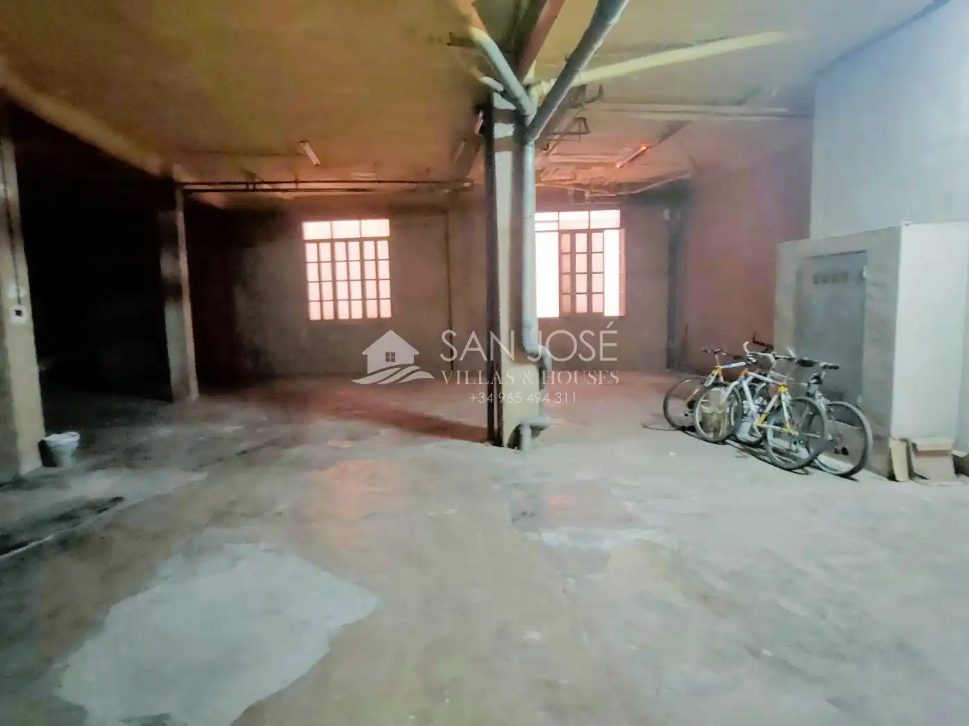 Business premises to rent in Aspe Centro