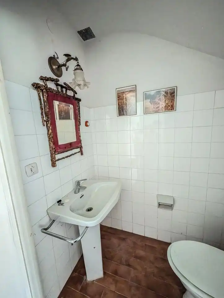 Baño de Finca rústica en venta en Pozorrubio de Santiago con Jardín privado, Piscina y Sauna