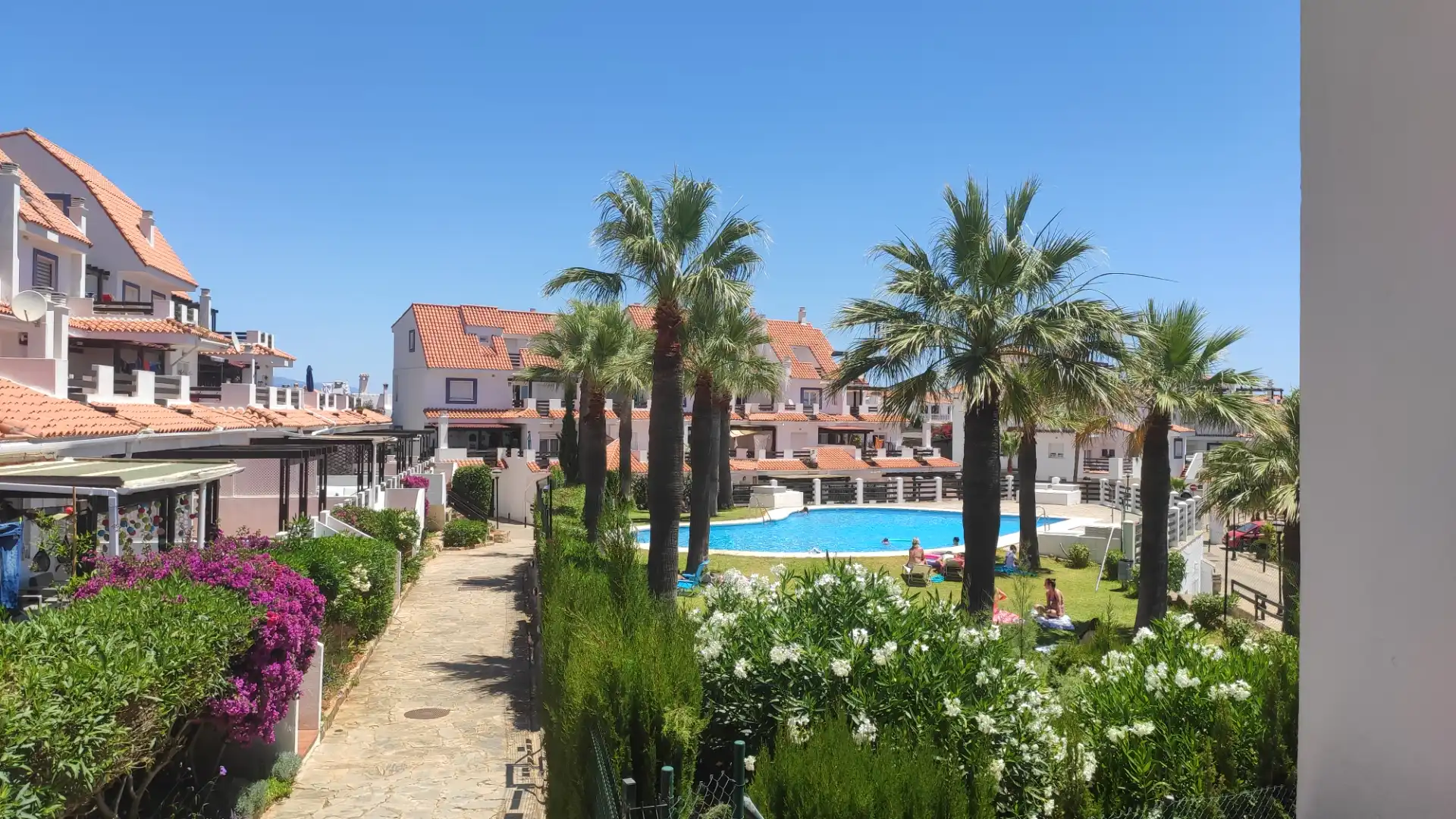Piscina de Dúplex en venda en Manilva amb Aire condicionat, Calefacció i Terrassa