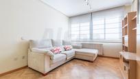 Living room of Flat for sale in  Madrid Capital  with Terrace and Swimming Pool