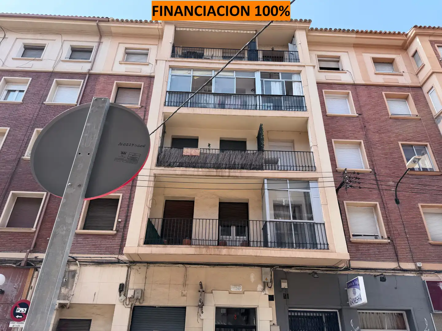 Vista exterior de Piso en venta en Zaragoza con Terraza y Amueblado
