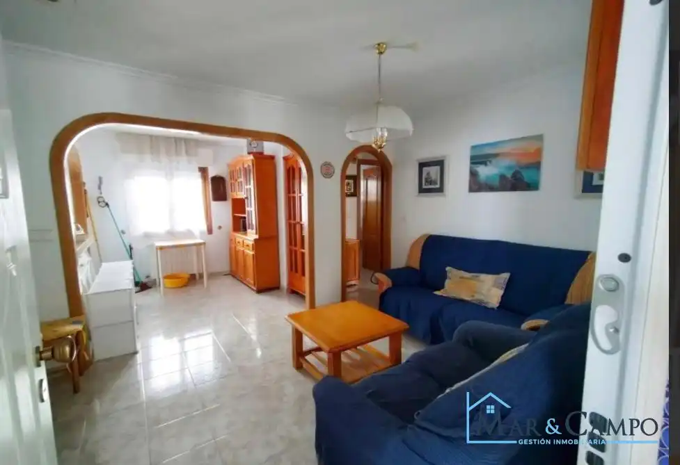 Sala de estar de Casa adosada en venta en Los Alcázares con Aire acondicionado, Jardín privado y Amueblado