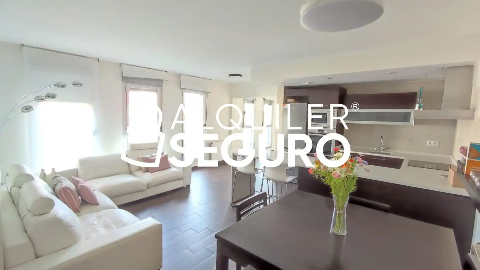 Living room of Flat for rent in Madrid  with Heating, Storage room and Furnished