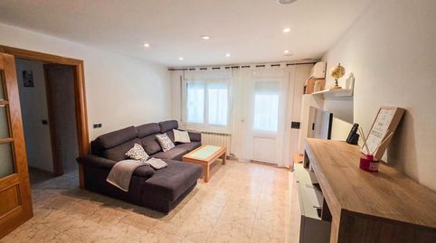 Foto 2 von Erdgeschoss zum Verkauf in Olesa de Montserrat, Barcelona