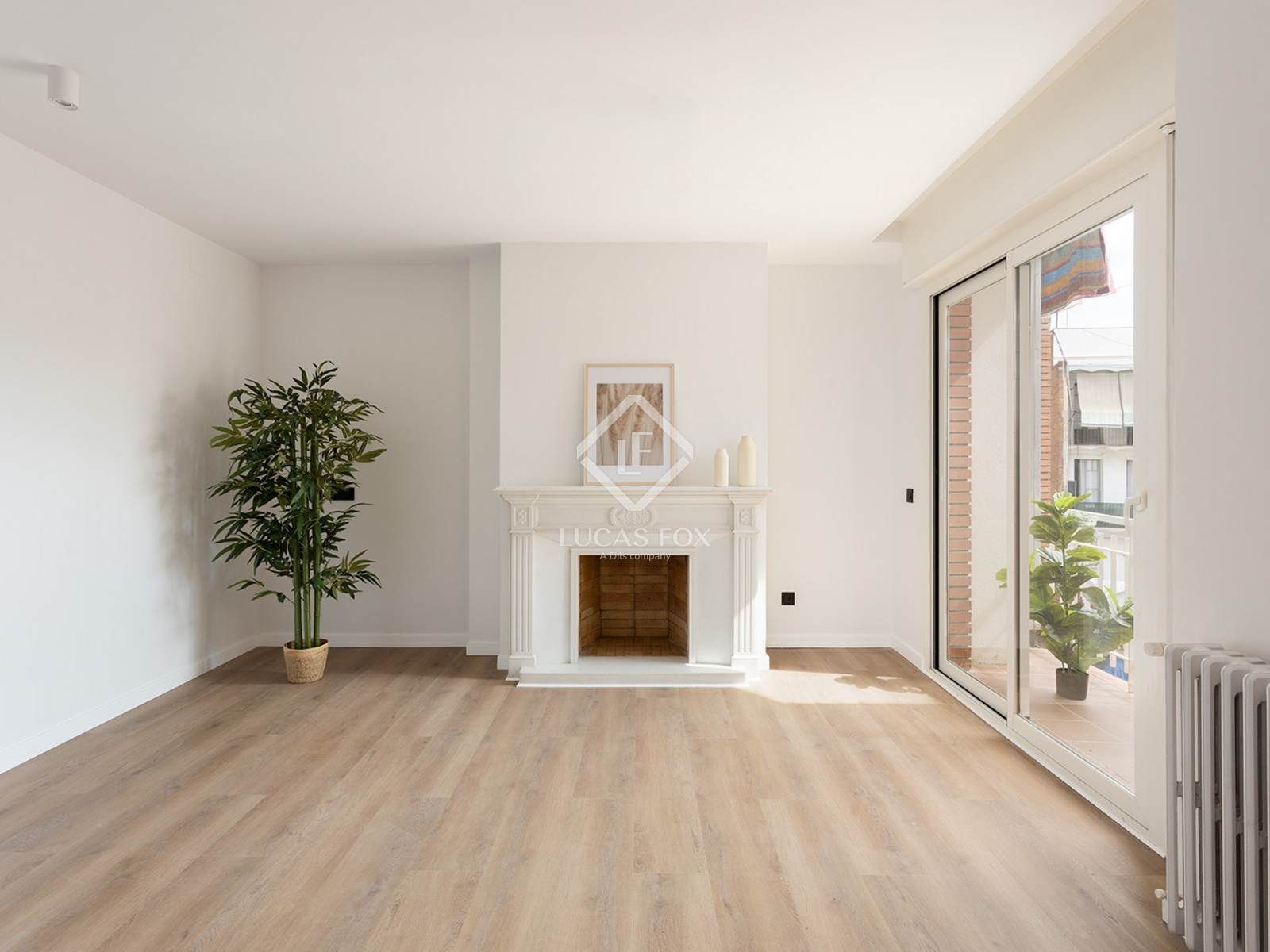 Flat for sale in  Barcelona Capital  with Parquet flooring