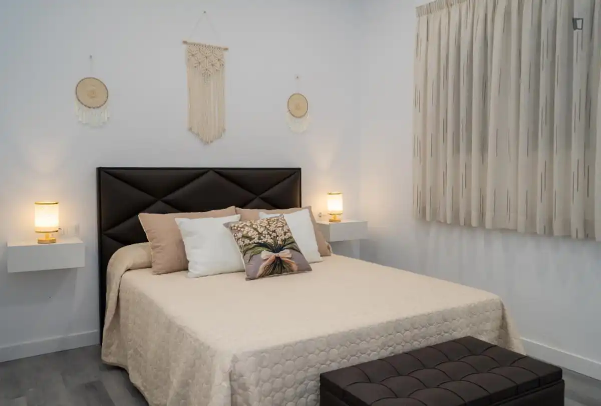 Study for rent in El Palo