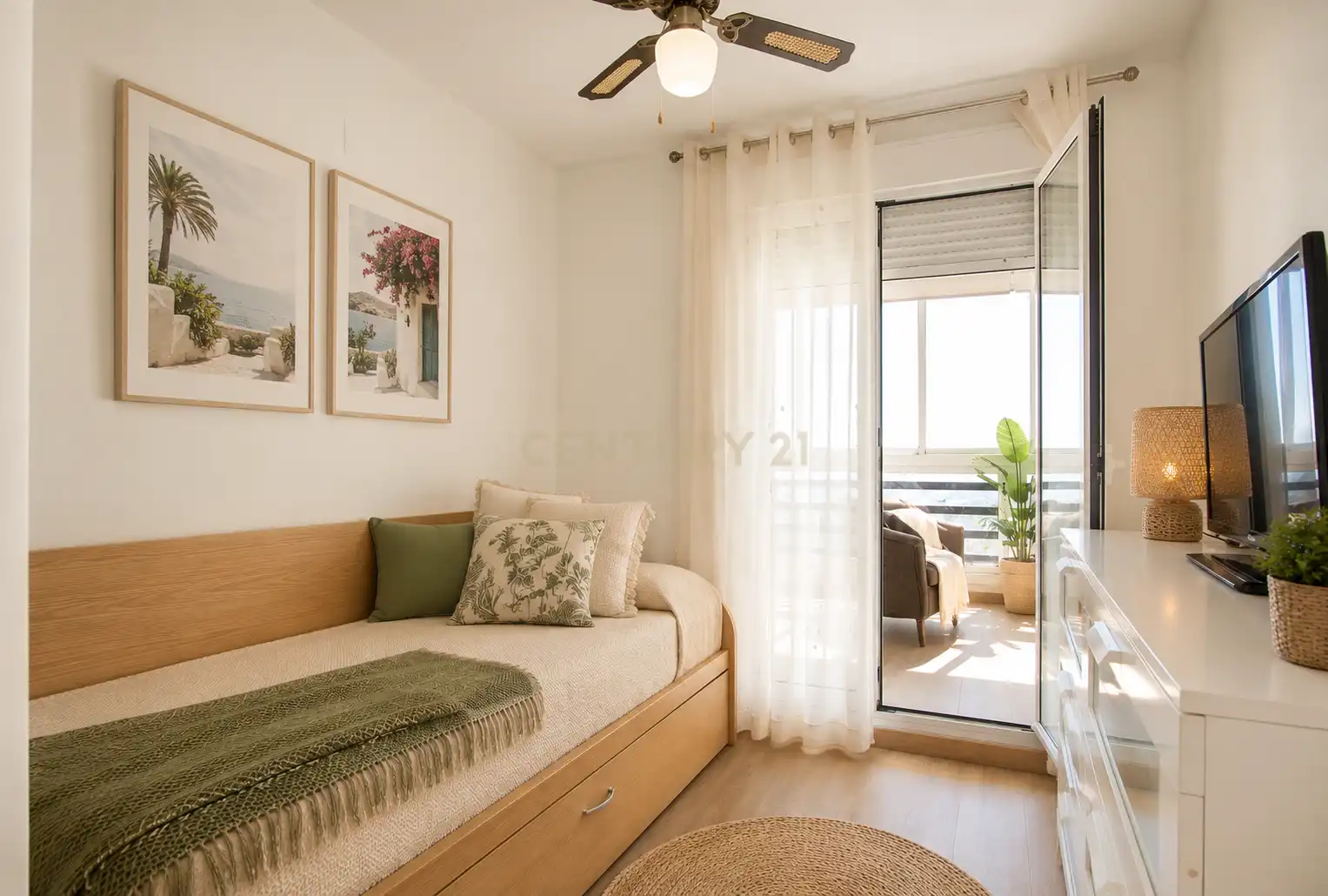 Habitación de Apartamento en venta en Mutxamel con Aire acondicionado, Trastero y Piscina