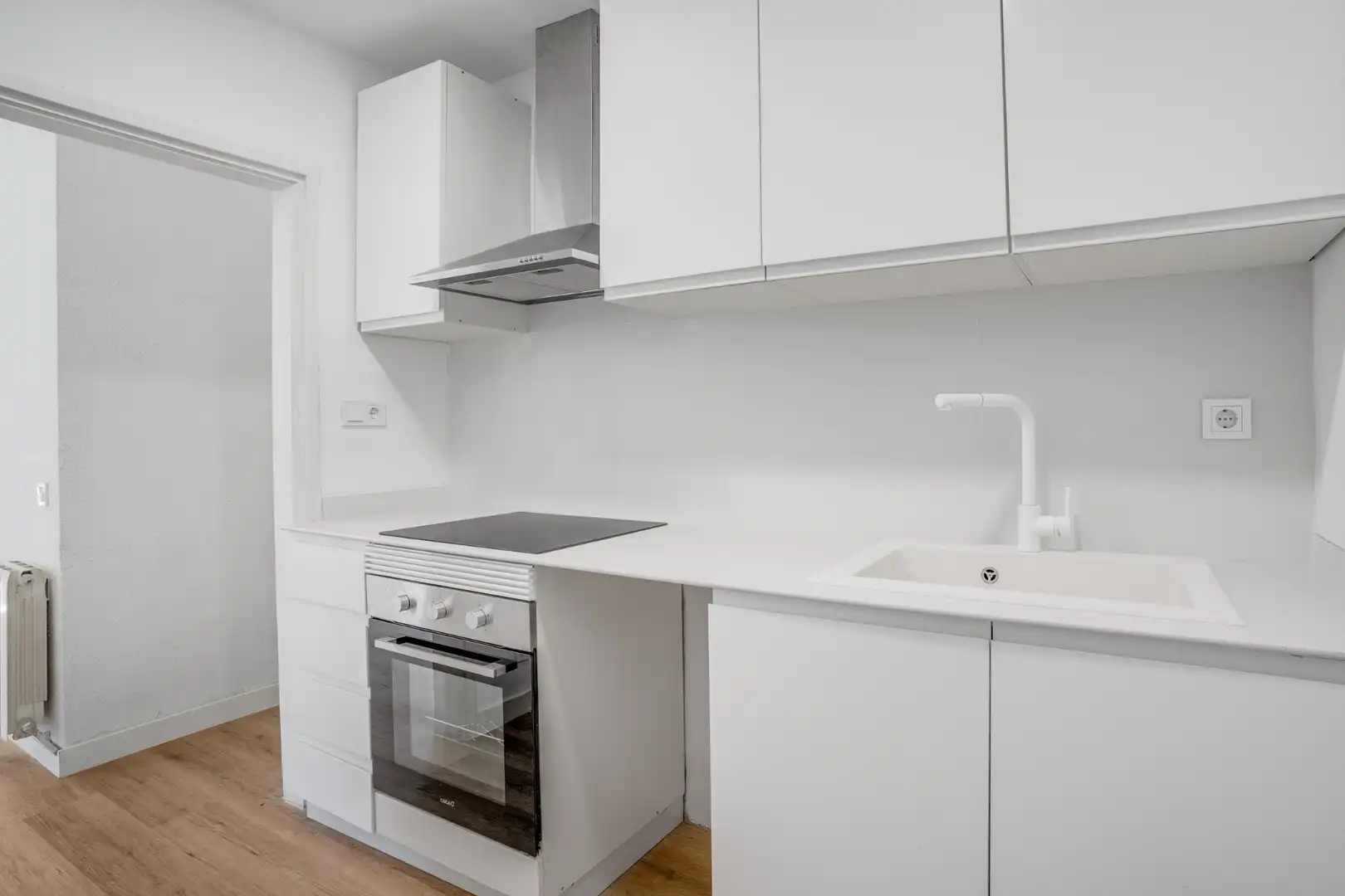 Cocina de Piso en venta en Barcelona con Calefacción, Parquet y Horno