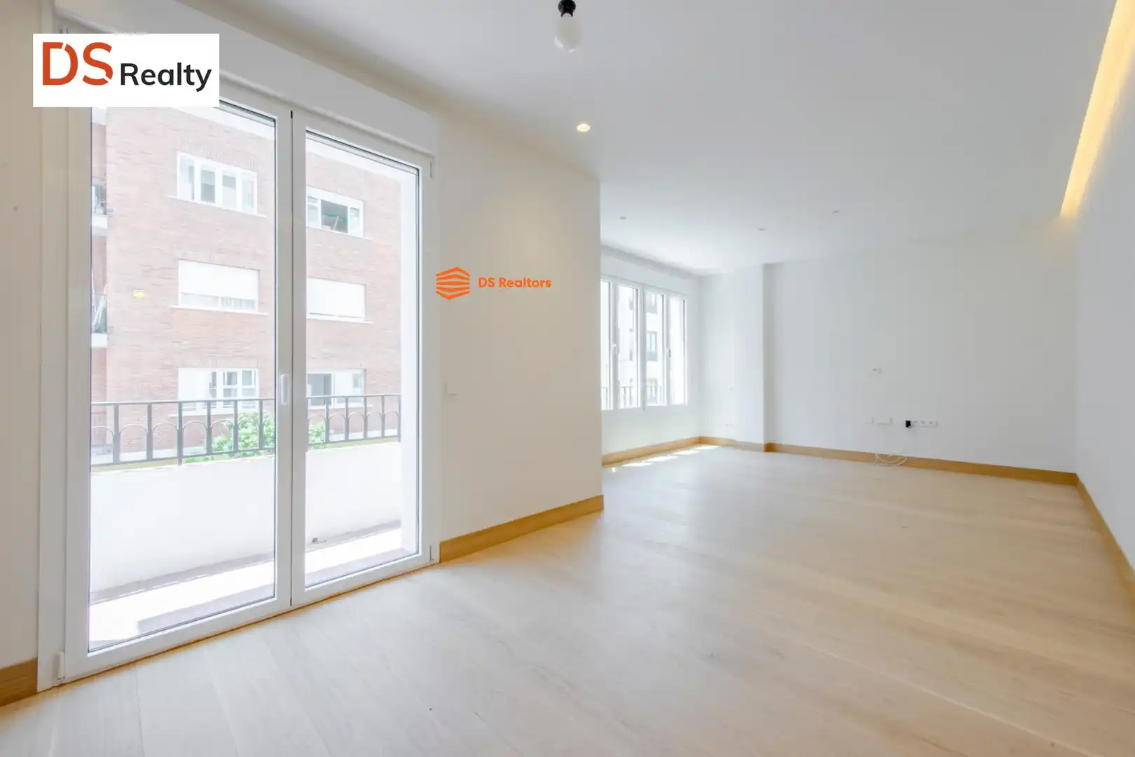 Flat with lift for sale in Barrio de Salamanca