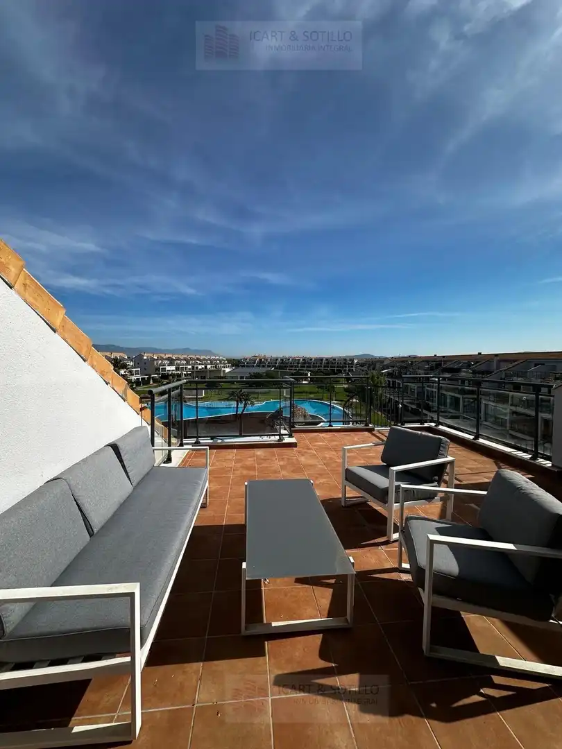 Terrasse von Dachboden zur Miete in San Jorge / Sant Jordi mit Klimaanlage, Heizung und Privatgarten