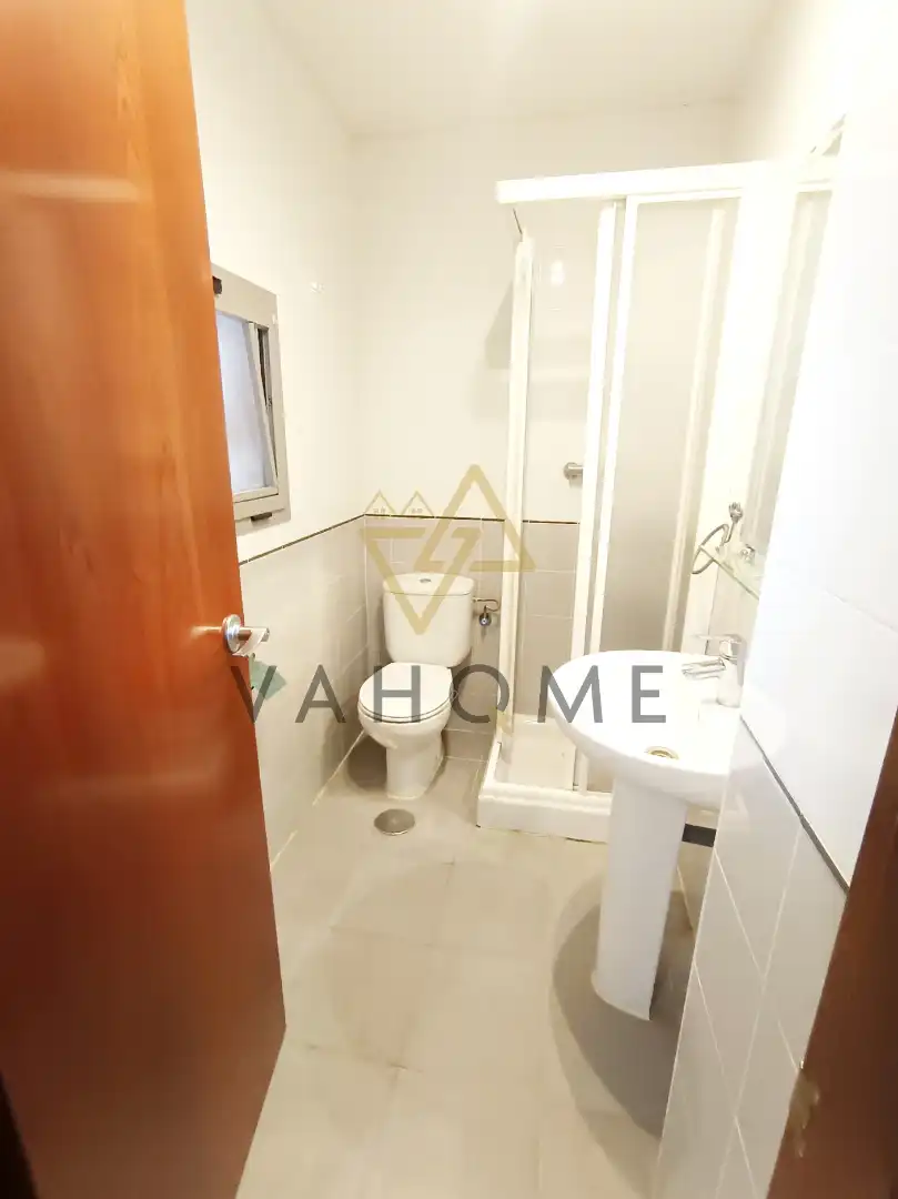 Baño de Casa adosada en venta en Bargas con Aire acondicionado, Calefacción y Terraza