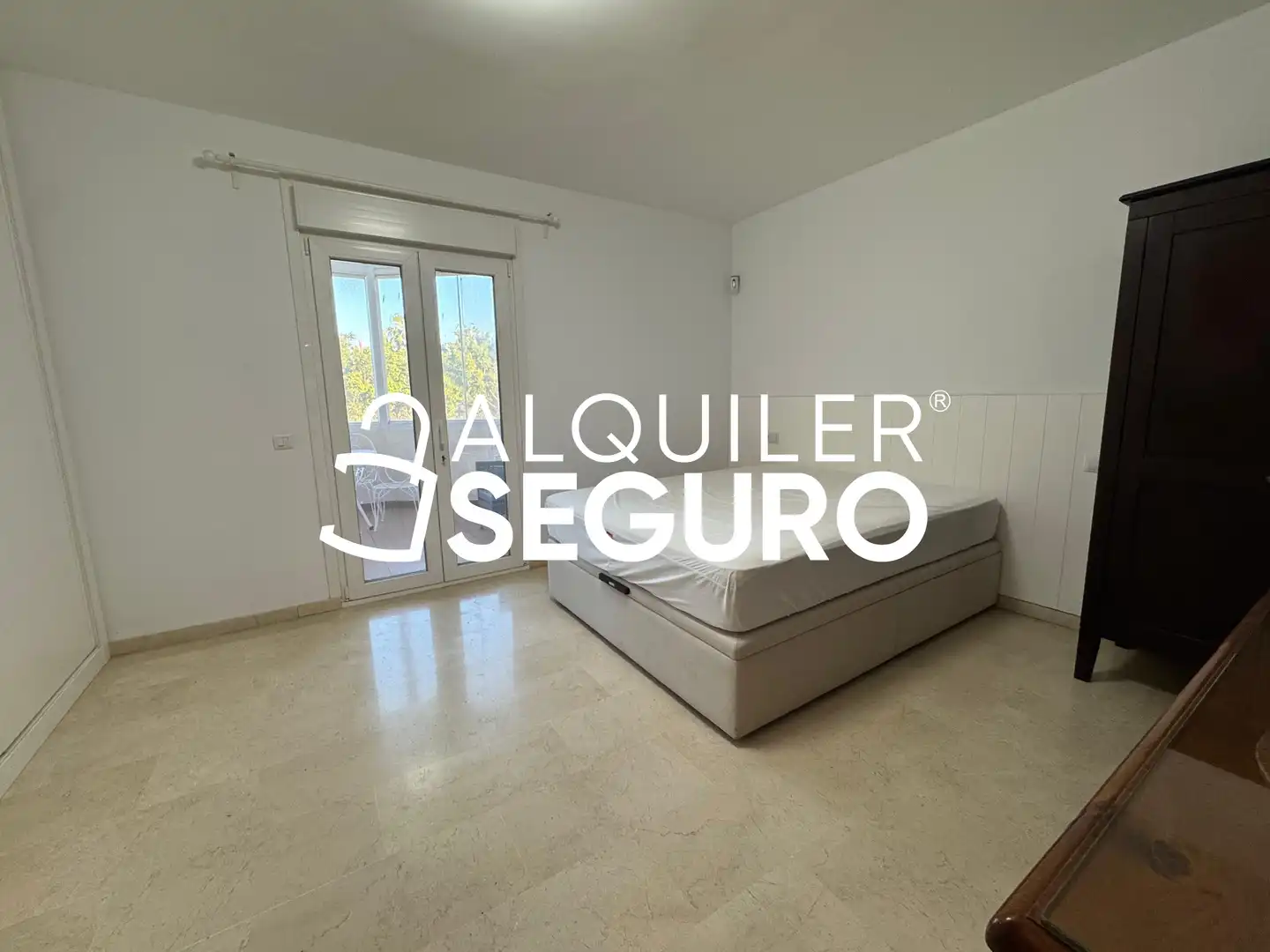 Habitación de Piso de alquiler en Málaga con Aire acondicionado, Terraza y Amueblado