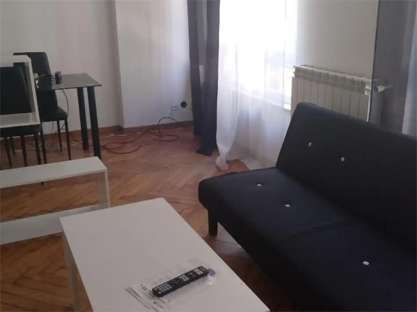 Living room of Flat for rent in Gijón   with Parquet flooring, Furnished and Oven