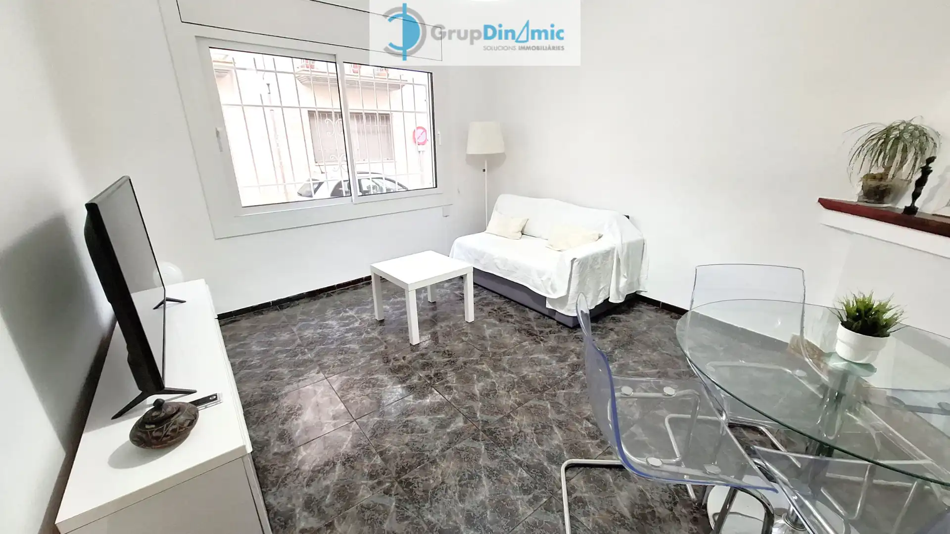 Sala de estar de Casa adosada en venta en Palamós con Jardín privado, Amueblado y Horno