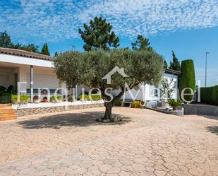 Exterior view of House or chalet for sale in Fontcoberta  with Air Conditioner, Heating and Private garden