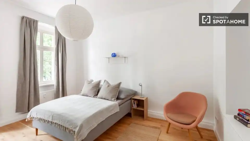 Bedroom of Flat for share in Colmenar de Oreja  with Air Conditioner, Terrace and Furnished