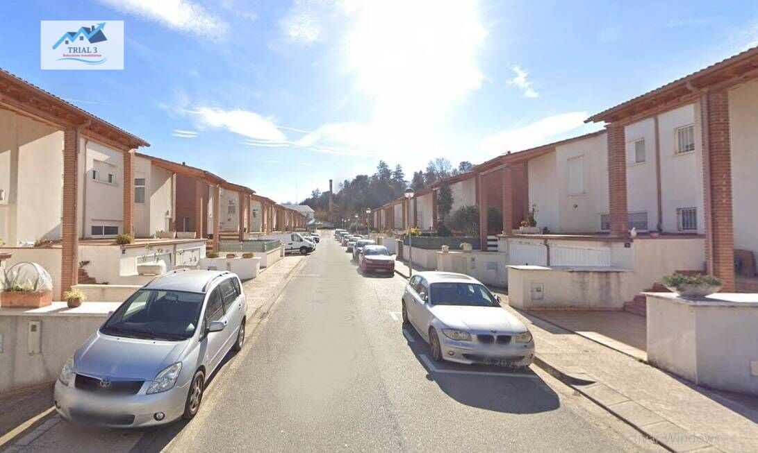 Vista exterior de Casa adosada en venta en Sant Julià del Llor i Bonmatí con Jardín privado