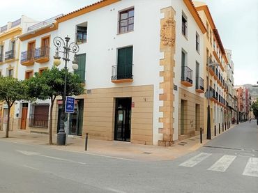 Local commercial à vendre à Lorca Ciudad