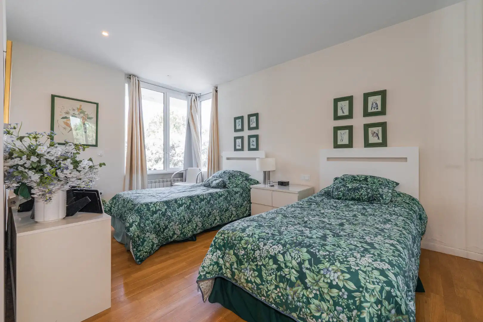 Bedroom of Houses for sale in Ciudalcampo  with Air Conditioner, Heating and Private garden