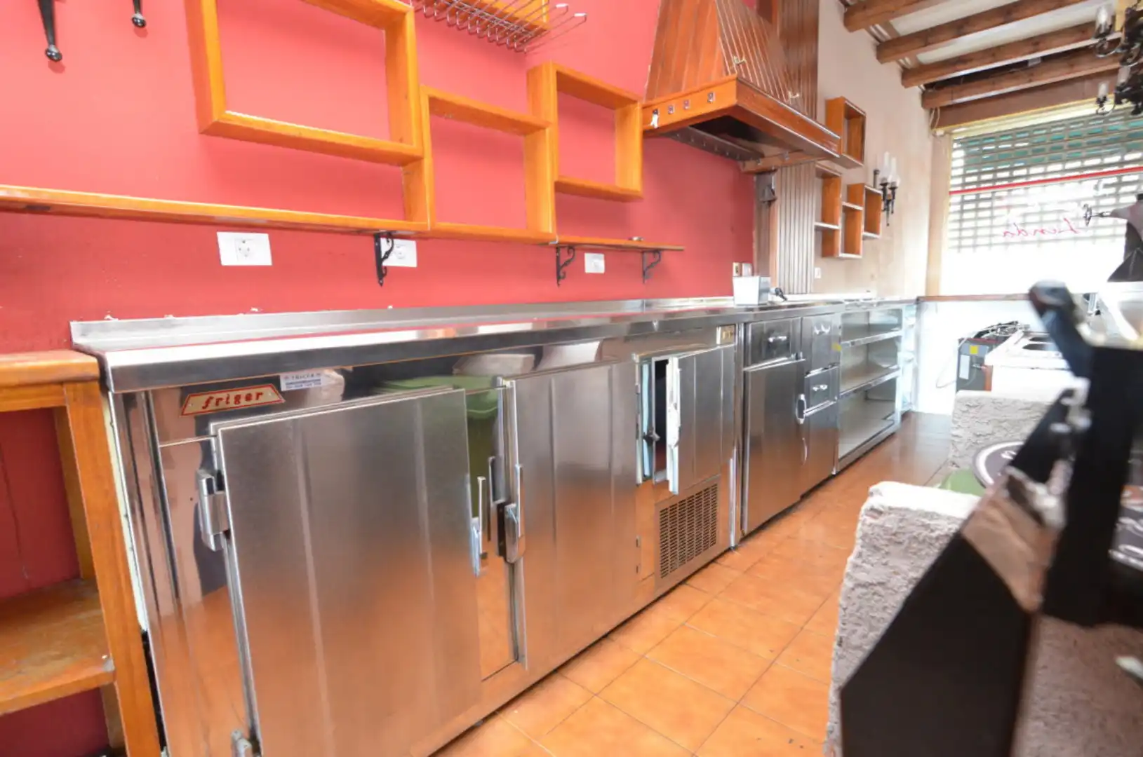 Local comercial en venda a Betanzos, imagen 3