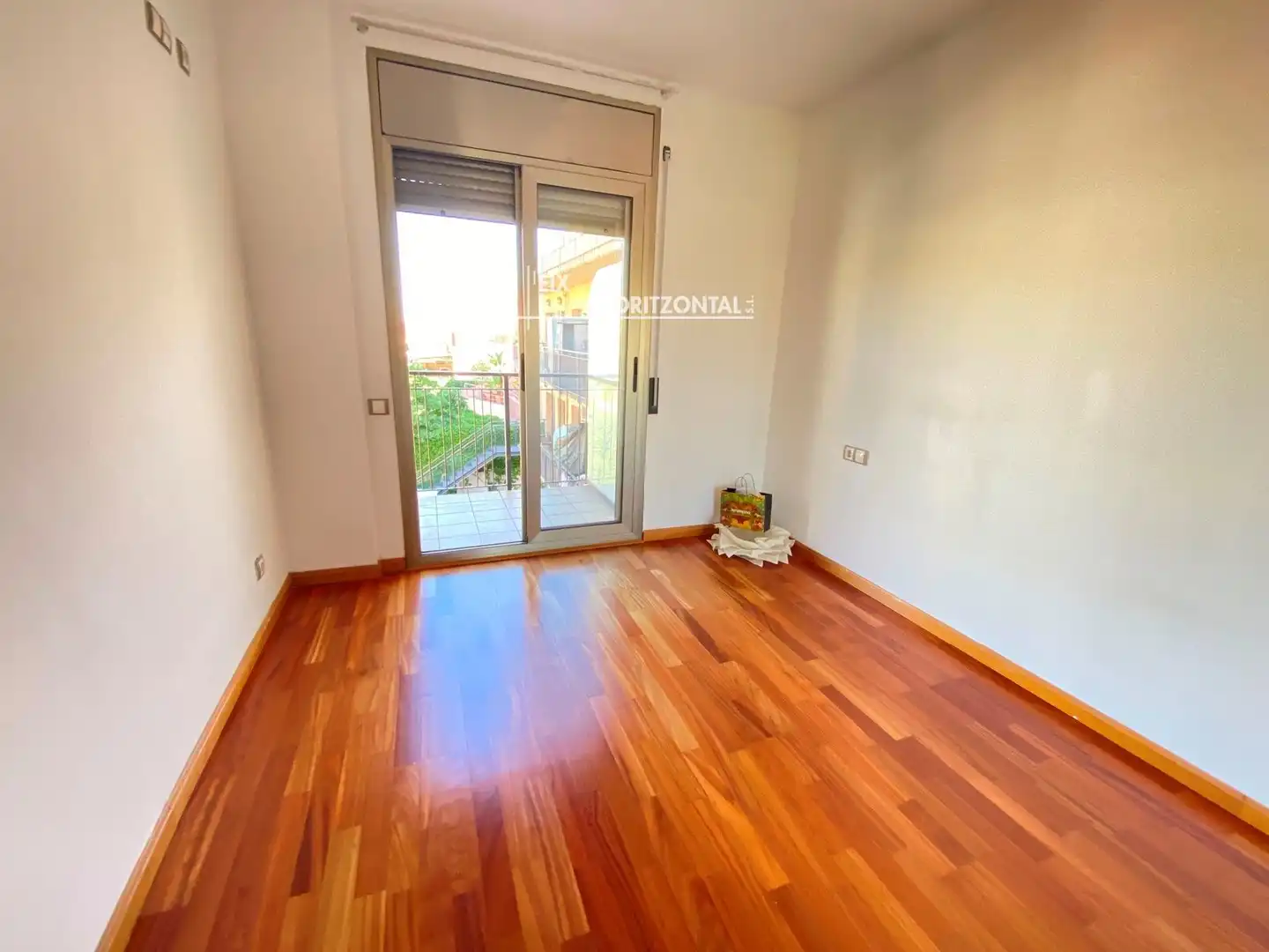 Bedroom of Attic for rent in Sabadell  with Air Conditioner, Heating and Terrace