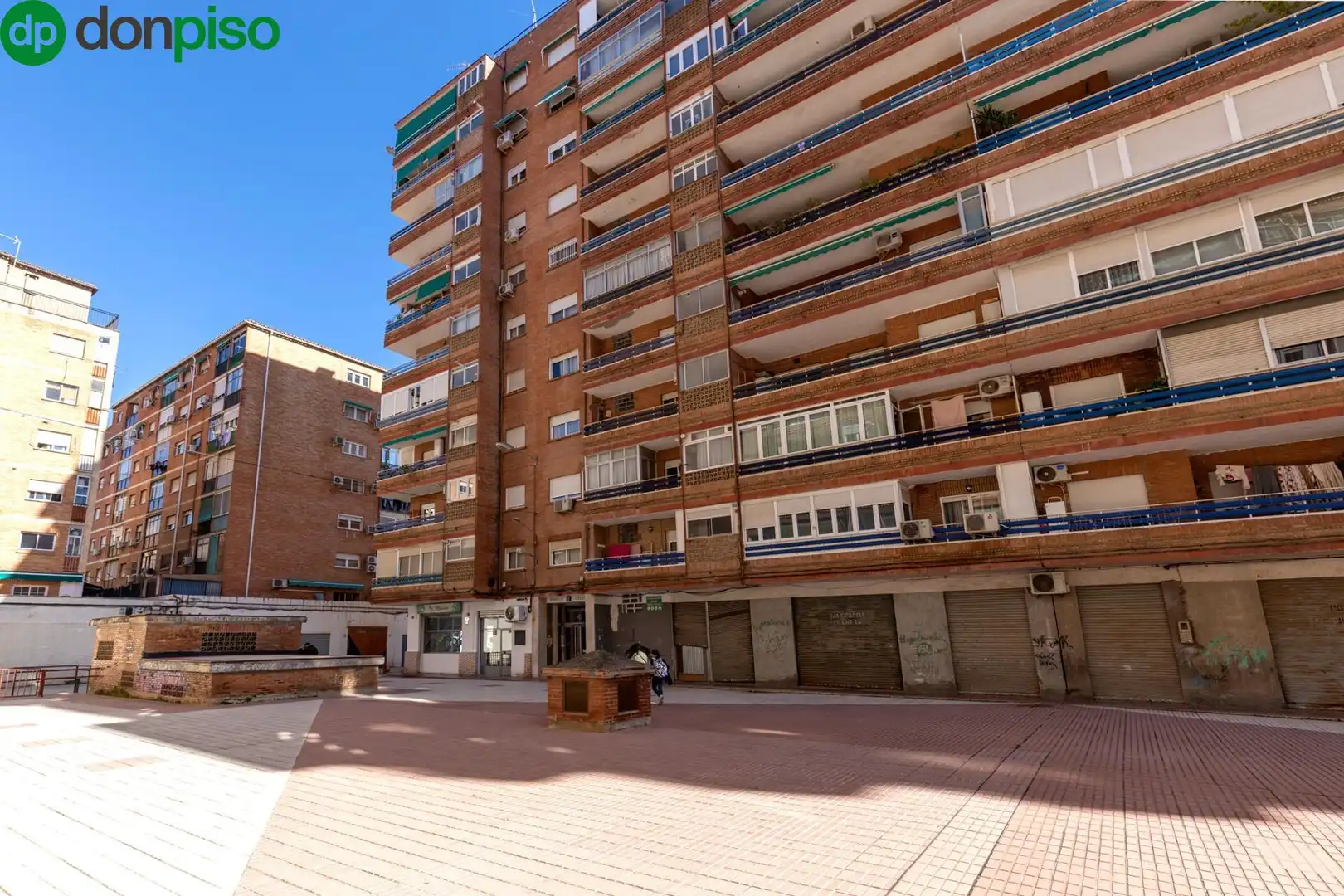 Piso en venta en Calle ALMUÑECAR, 4, Barrio de Zaidín