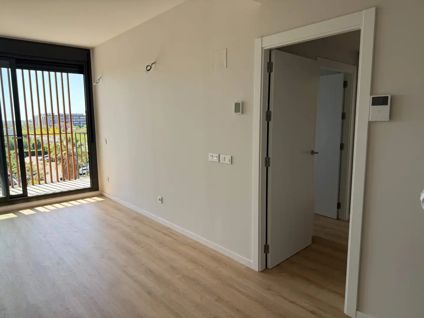 Wohnung zur Miete in Viladecans mit Klimaanlage, Heizung und Privatgarten