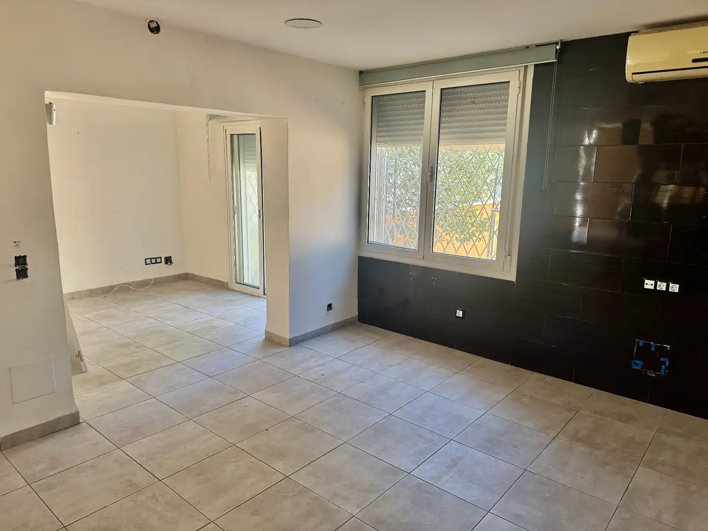 Schlafzimmer von Maisonette zum Verkauf in Salou mit Terrasse und Abstellraum