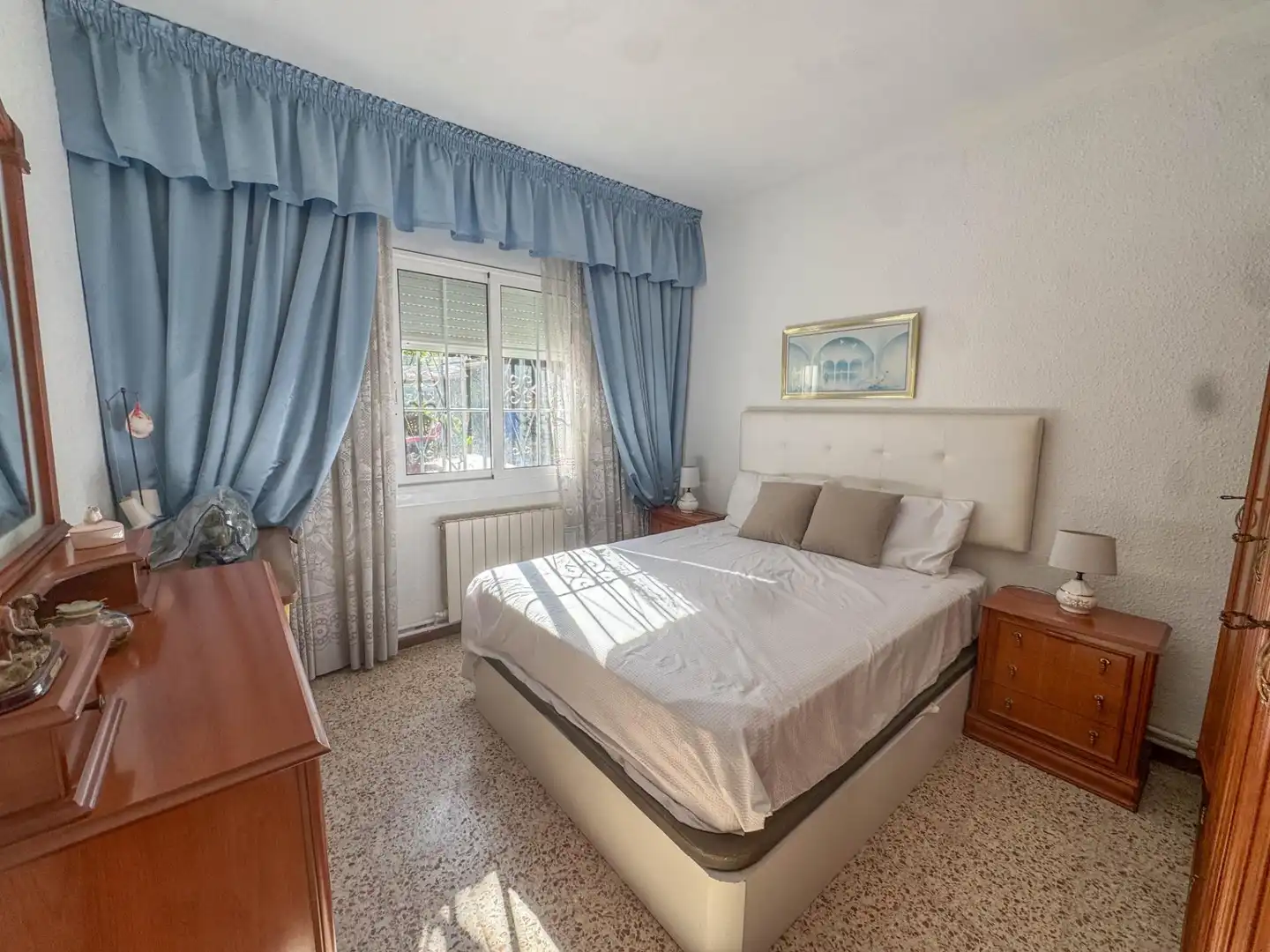 Habitación de Casa o chalet en venta en Sant Esteve Sesrovires con Aire acondicionado, Calefacción y Balcón