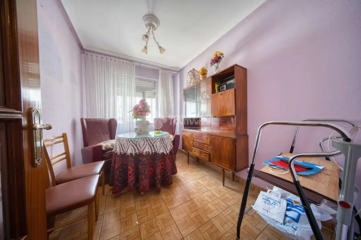 Bedroom of Flat for sale in Valladolid  with Heating