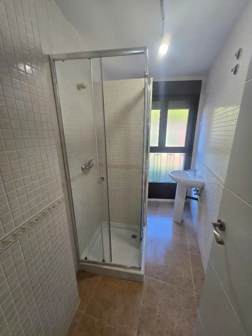 Bathroom of Duplexes for sale in Fuentelencina  with Heating, Terrace and Oven
