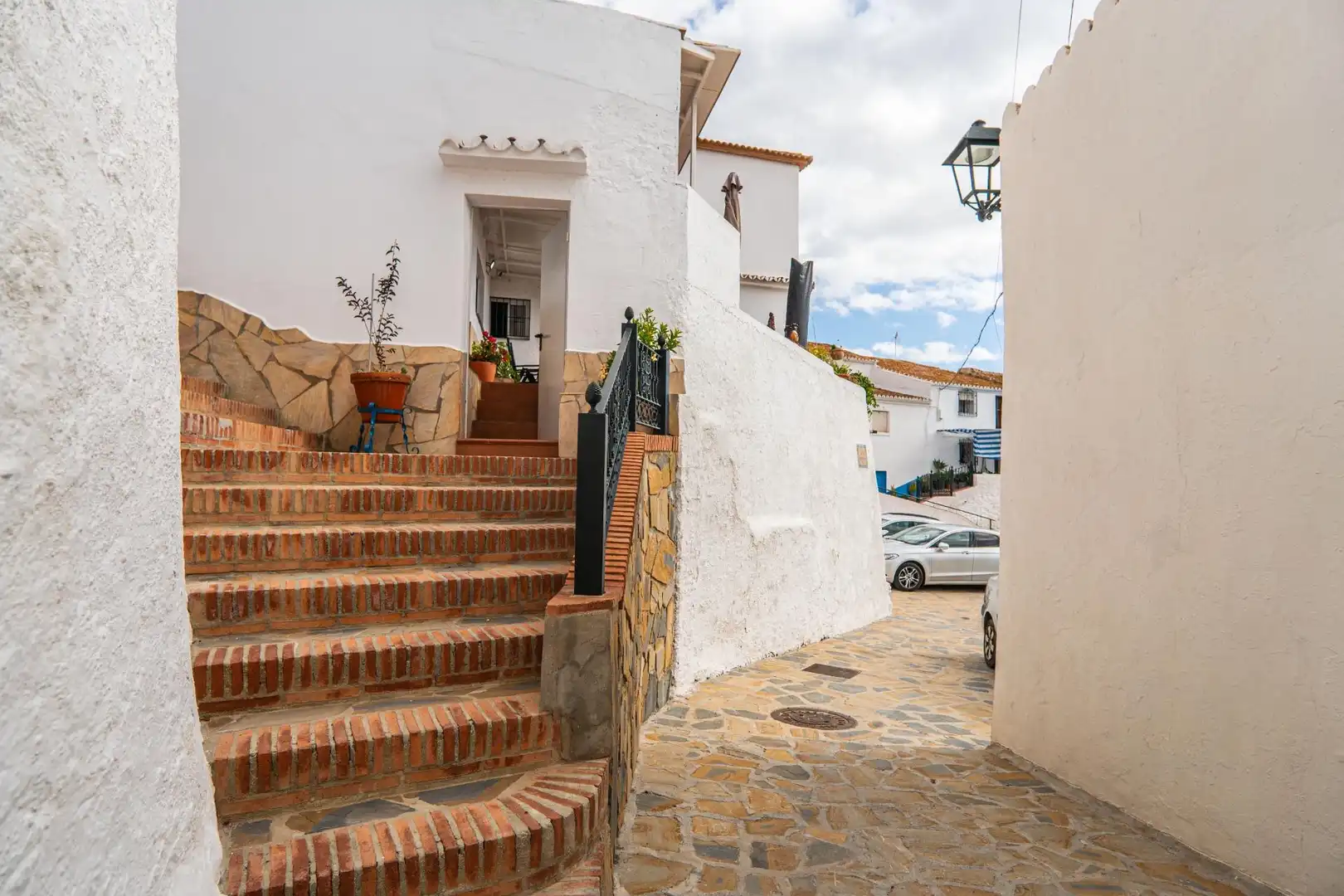Exterior view of Houses for sale in Macharaviaya  with Air Conditioner and Terrace