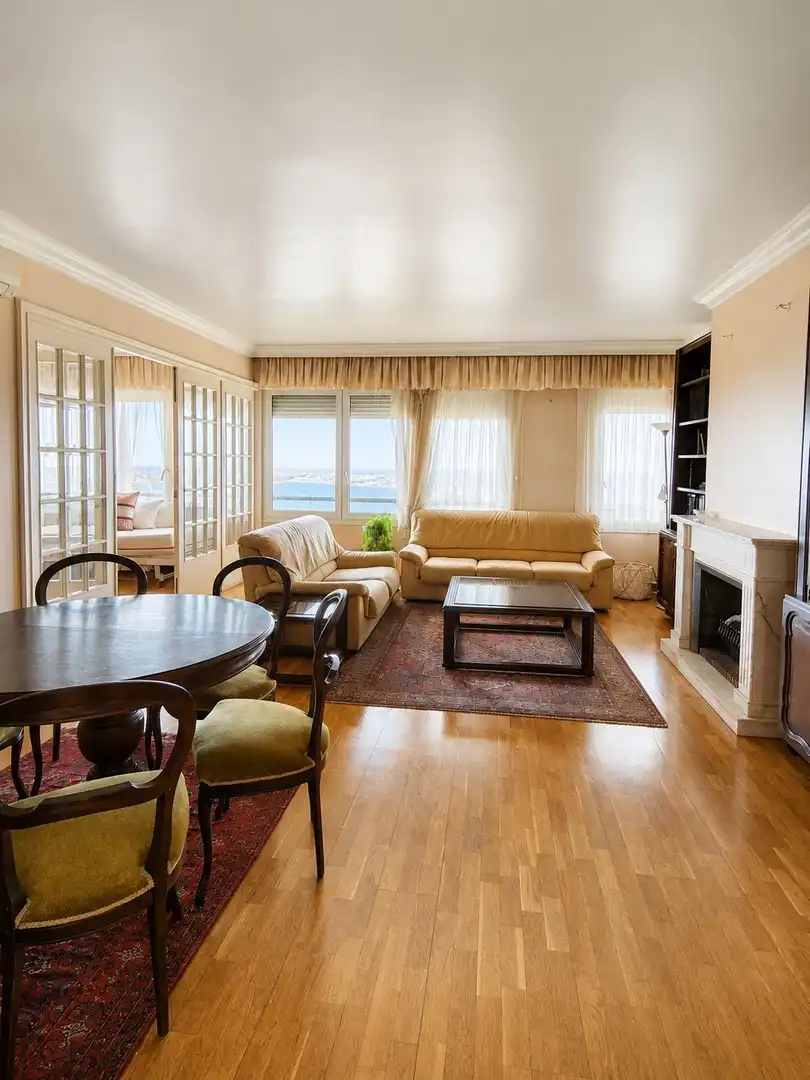 Wohnzimmer von Wohnung zum Verkauf in Barcelona mit Privatgarten und Parkett