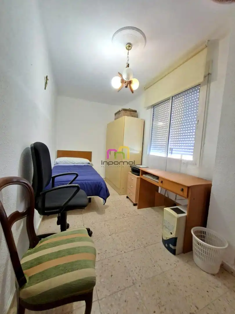 Bedroom of Flat for sale in Badajoz  with Air Conditioner, Heating and Terrace