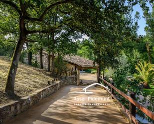 Vista exterior de Finca rústica en venda en Girona Capital amb Aire condicionat, Terrassa i Piscina