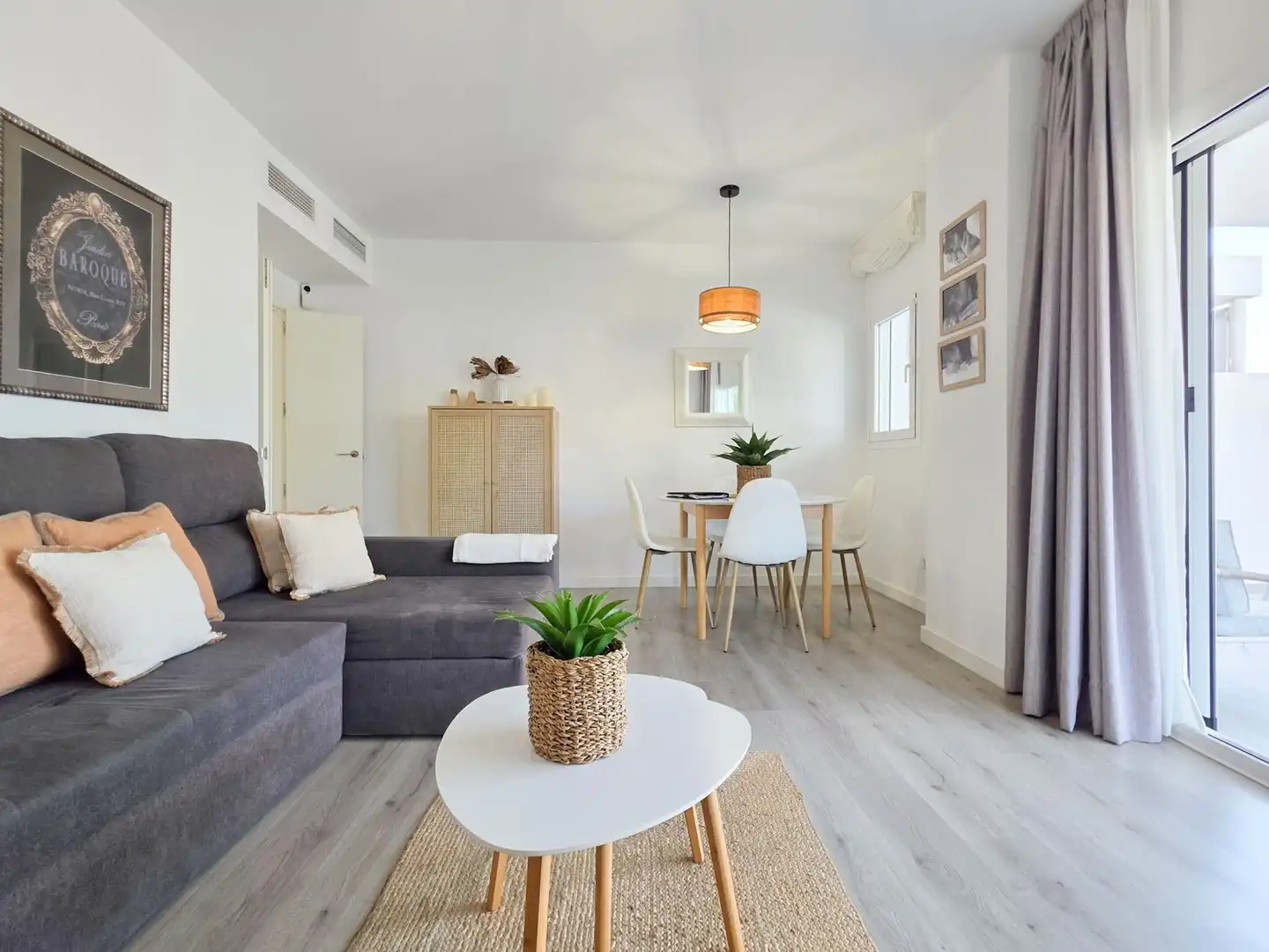 Flat with pool for sale in Calle Mónaco 4, imagen 6