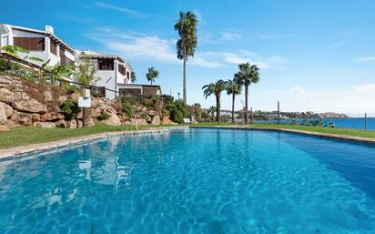 Piscina de Casa adosada en venda en Estepona amb Terrassa, Piscina i Balcó