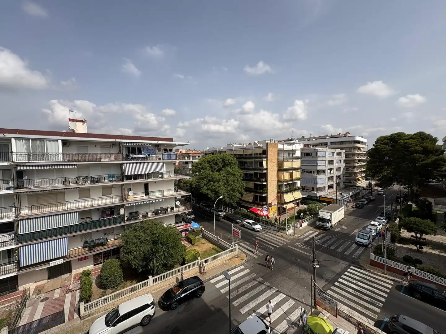 Vista exterior de Pis en venda en Salou amb Aire condicionat, Terrassa i Moblat