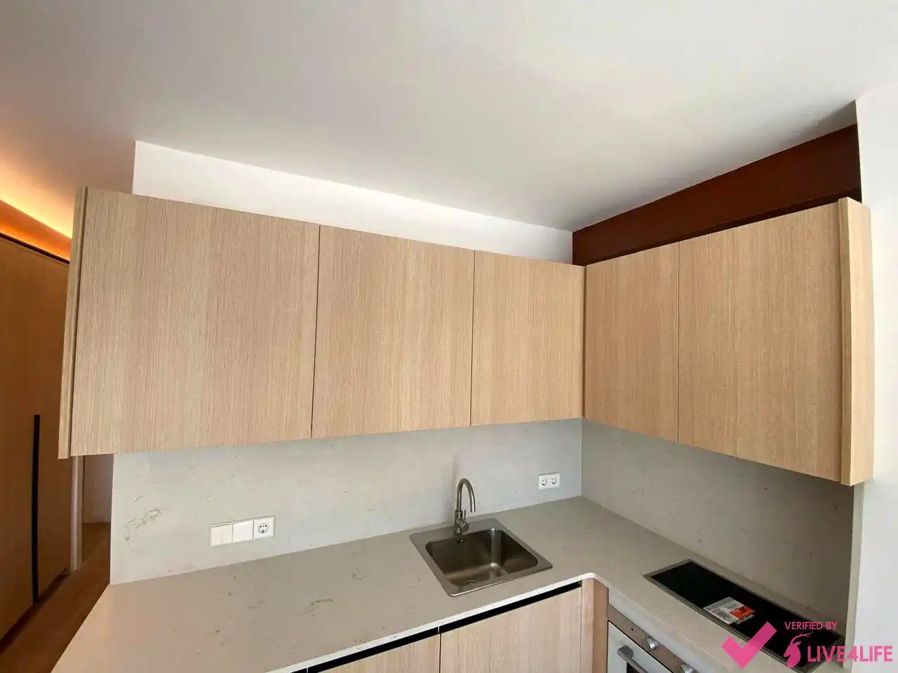 Estudio de alquiler en De Catalunya, La Carrasca