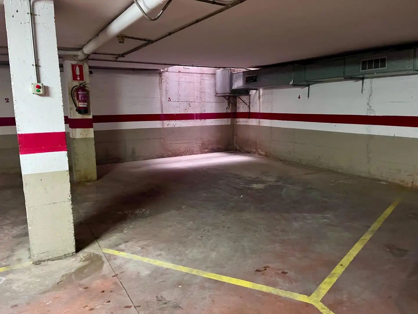 Parkplatz von Garage zum Verkauf in Martorell