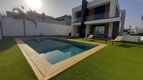 ESPECTACULAR CHALET PARA COMPRAR EN MONTEQUINTOOLIVAR DE QUINTO !!!!