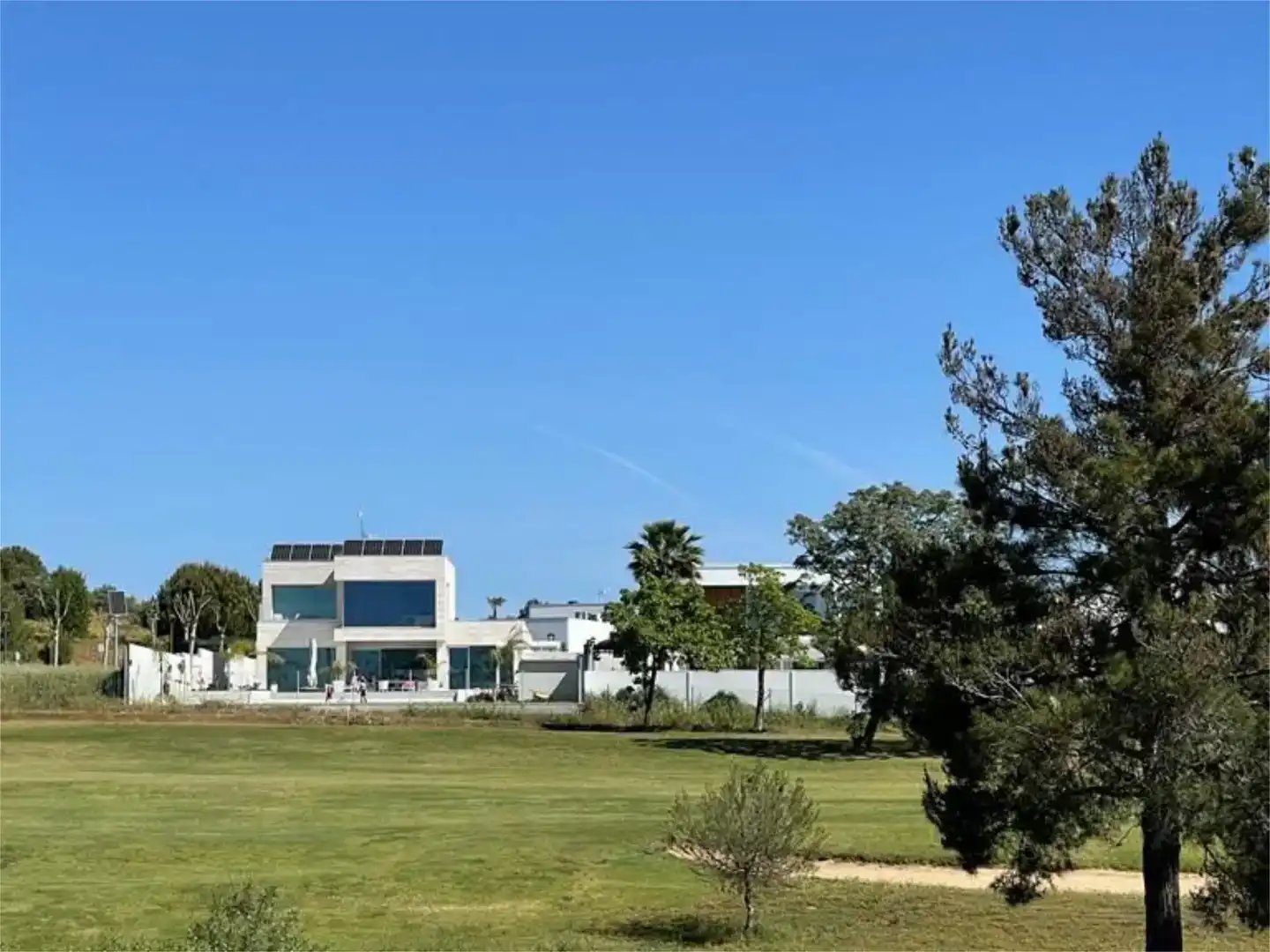 Vista exterior de Terreno en venta en Maria Auxiliadora - Barriada de Llera