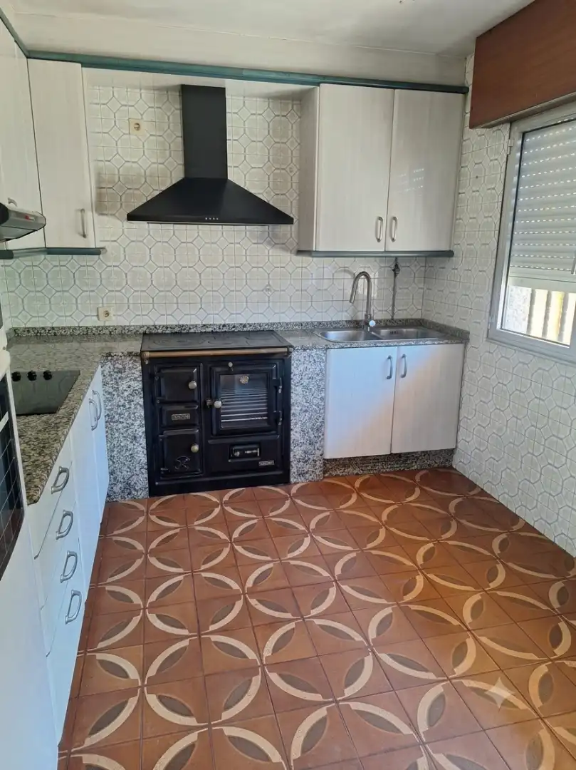Kitchen of Houses for rent in Culleredo  with Private garden, Swimming Pool and Furnished